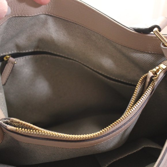 Vince Camuto Large Taupe Pebbled Leather Satchel w/ Dust Bag - Picture 11 of 16